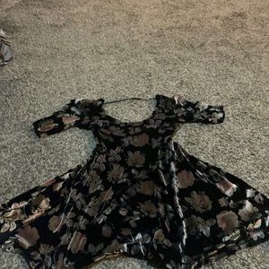 Black floral short dress